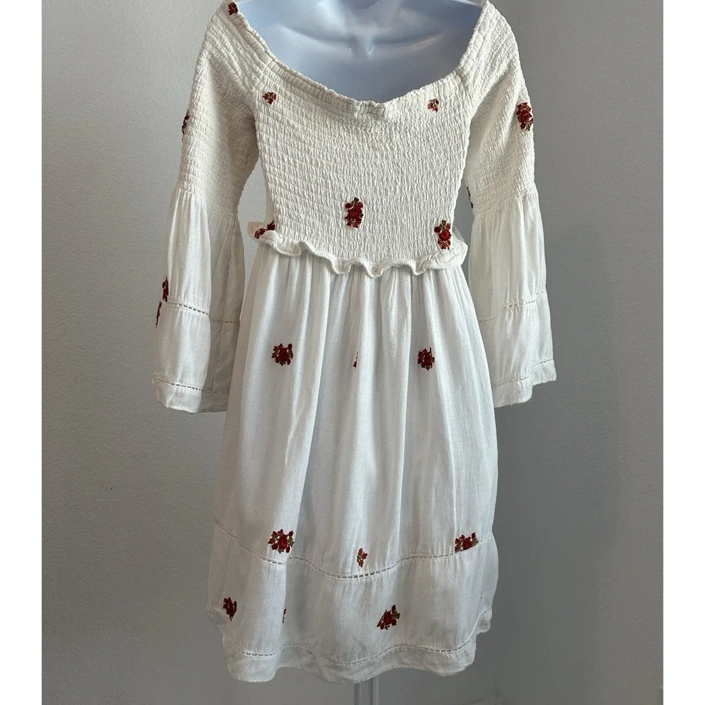 Free People Women's Sz: L White Embroidered Smocked Boho Festival Dress